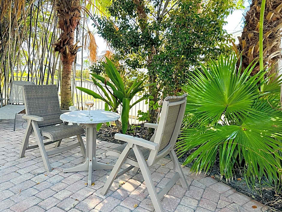 Olde Marco Inn