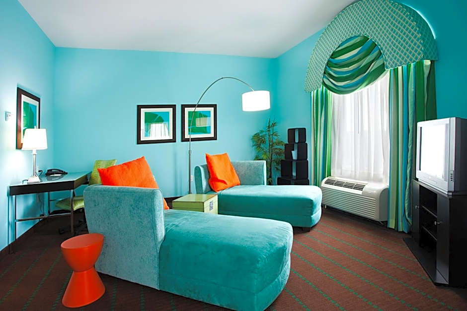 Holiday Inn & Suites Ocala Conference Center By IHG
