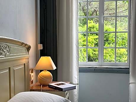 Junior Suite (2 Adults + 2 Child up to 12 years)