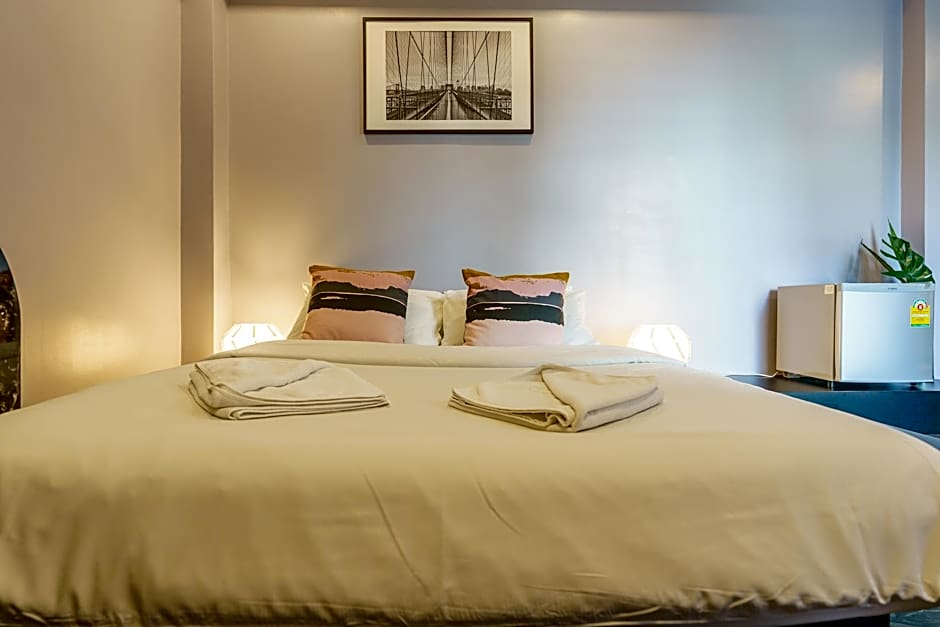 CheQinn Hostel - Sukhumvit 4 Nana Plaza