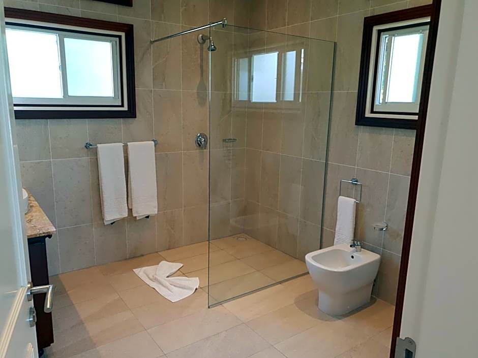 Cote d'Or Footprints