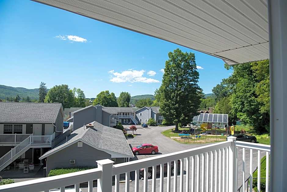 Adirondack Retreat Inn & Suites