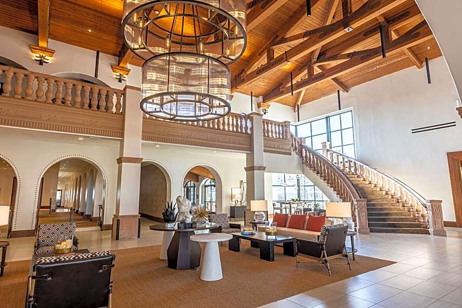 Zachari Dunes on Mandalay Beach, Curio Collection by Hilton