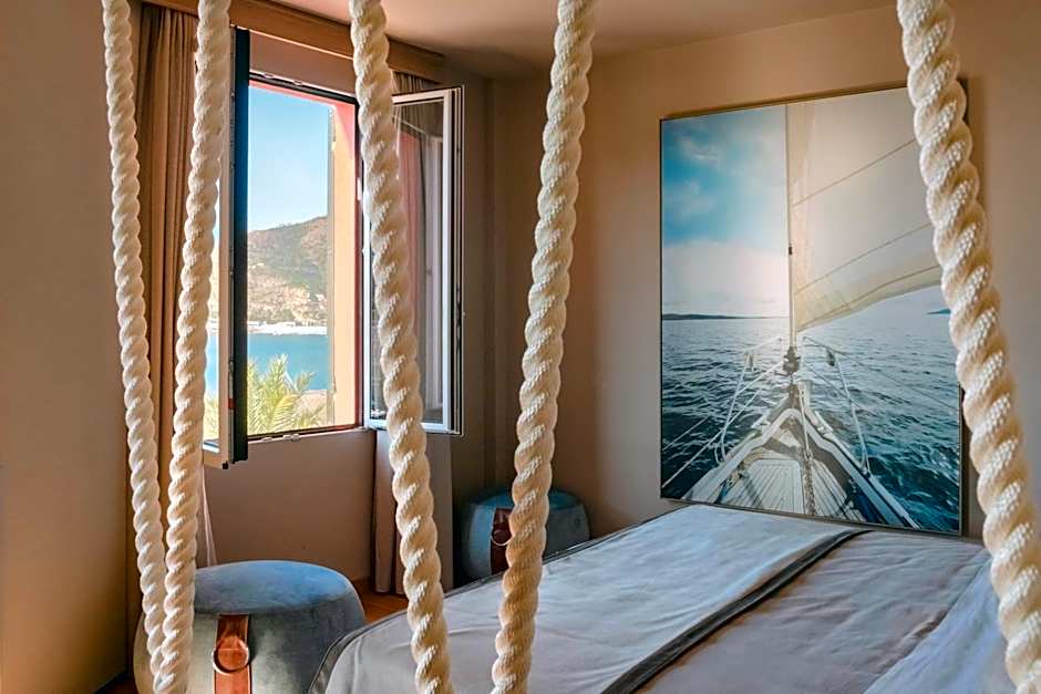 Miramare Suites