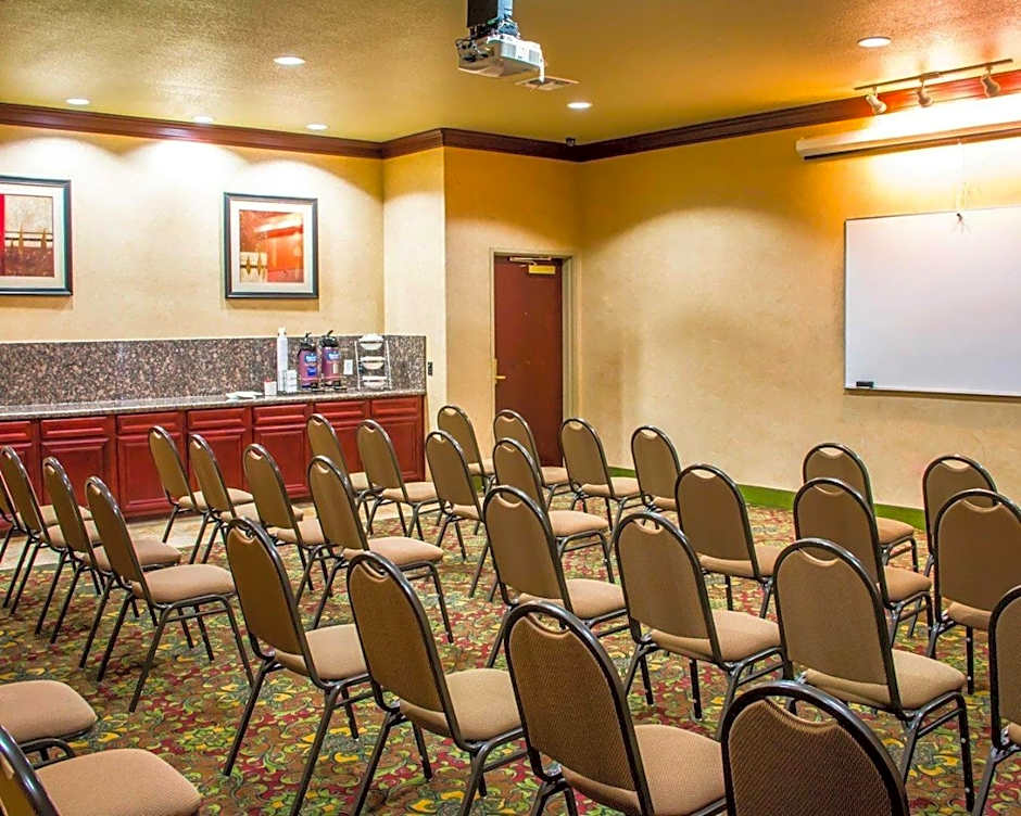 Sleep Inn & Suites at Six Flags