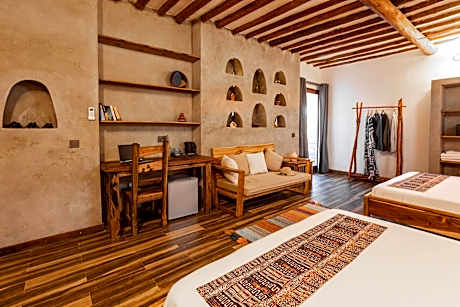 Deluxe Queen Room with Two Queen Beds