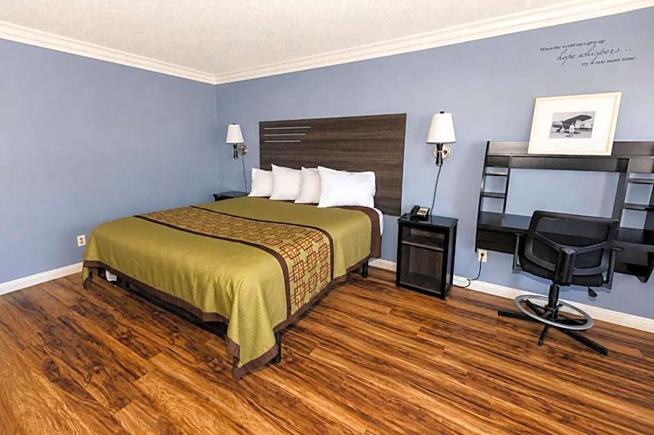 Big A Motel & Suites Near Disneyland Orange County
