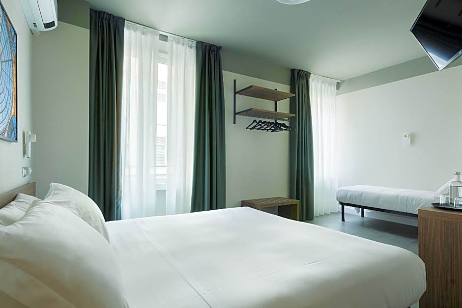 Hotel 22 Marzo