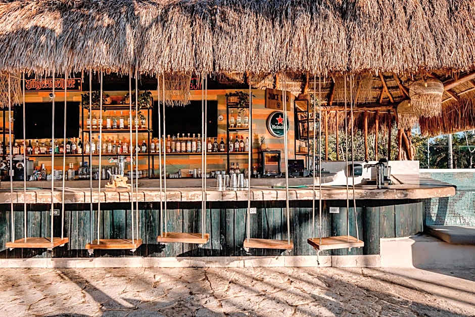 Mayan Monkey Hotel & Hostel Tulum