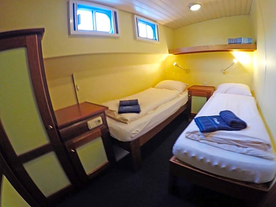 Botel Elodie