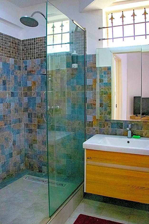 Oceanic Villa