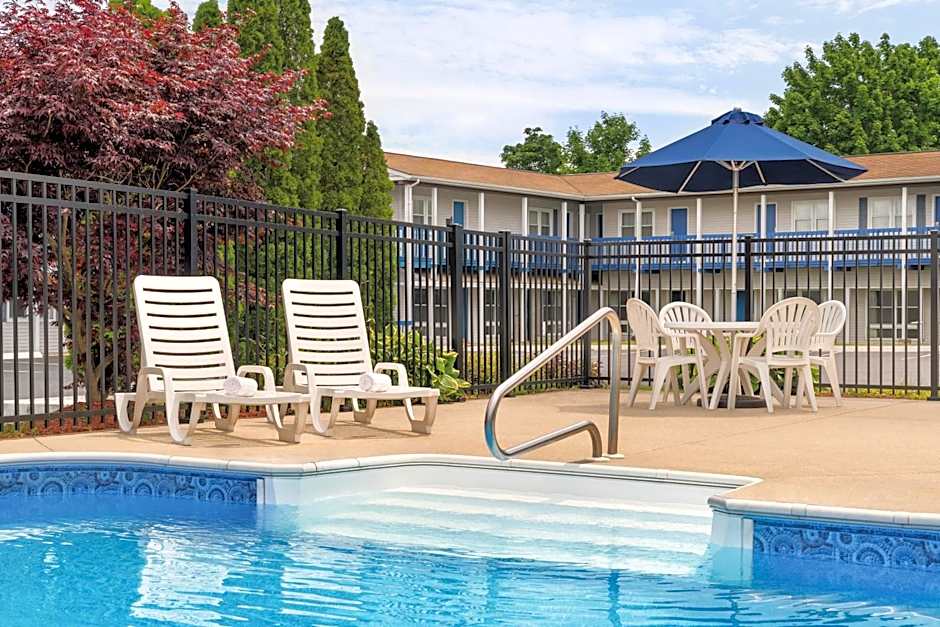 Days Inn by Wyndham Middletown/Newport Area