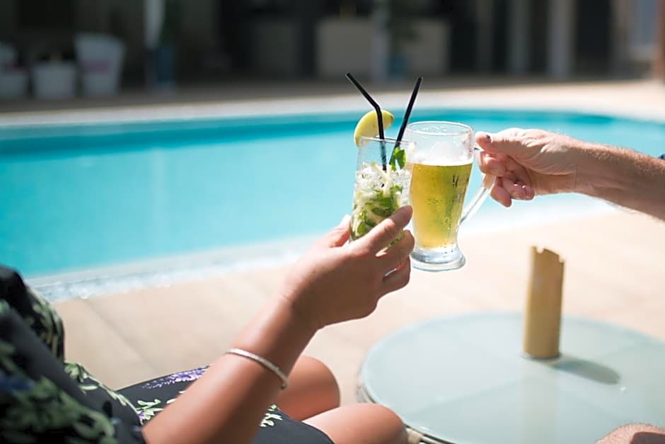 Toparadis Guest House