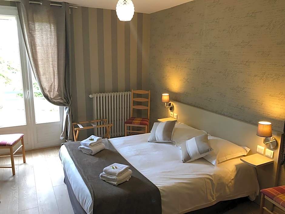 Logis Hôtel Auberge de L'Etang