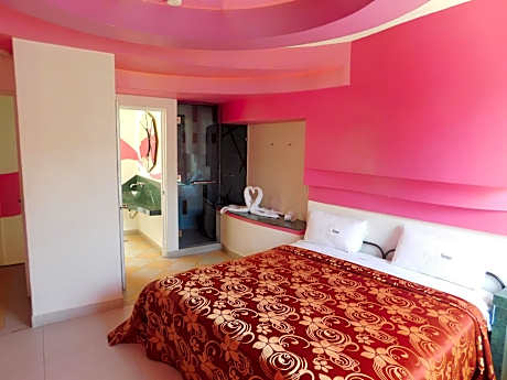 Deluxe Classic Room