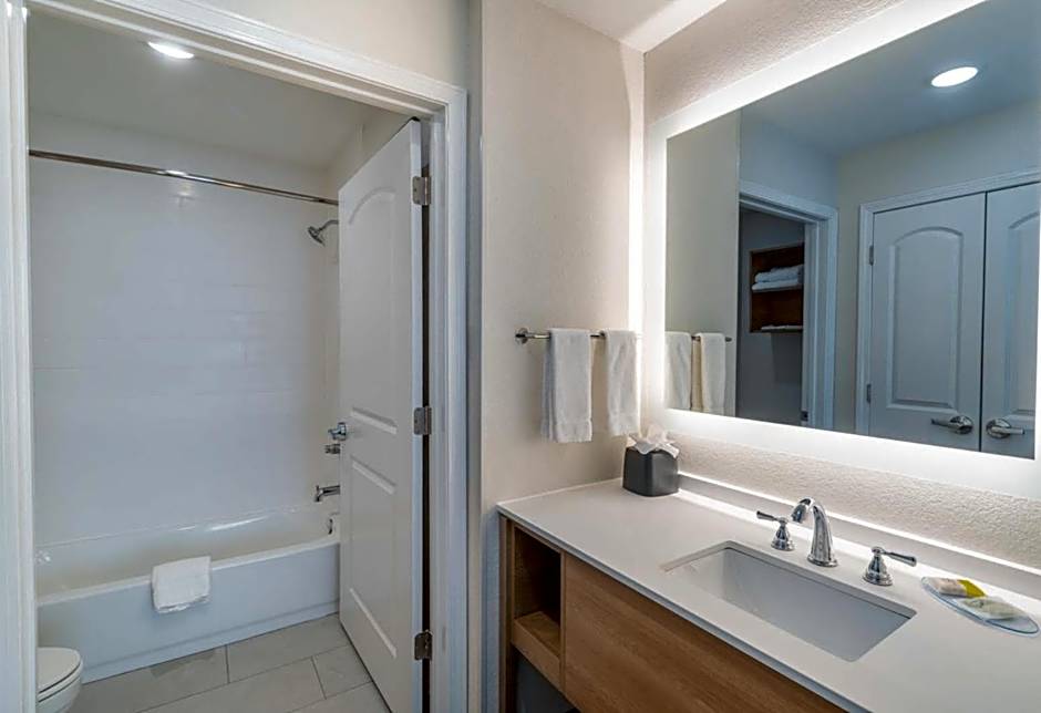 Staybridge Suites - Flowood - NW Jackson By IHG