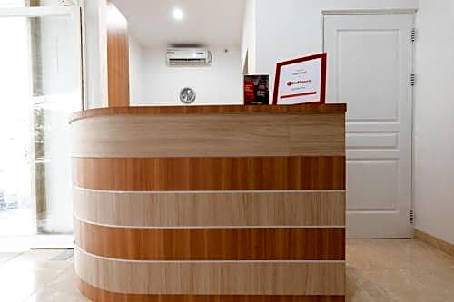 RedDoorz @ Graha Cemerlang Maros