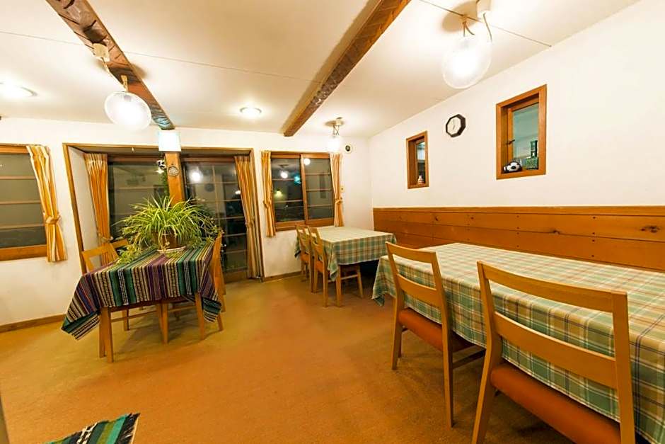 Inn of Amigos Yasuda Pension