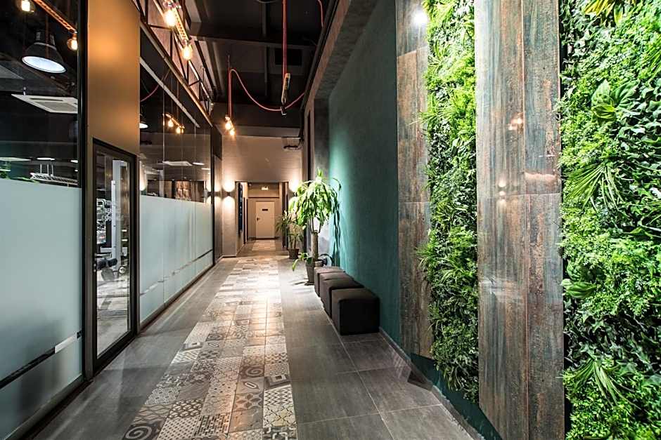 Sky Blue Hotel & Spa