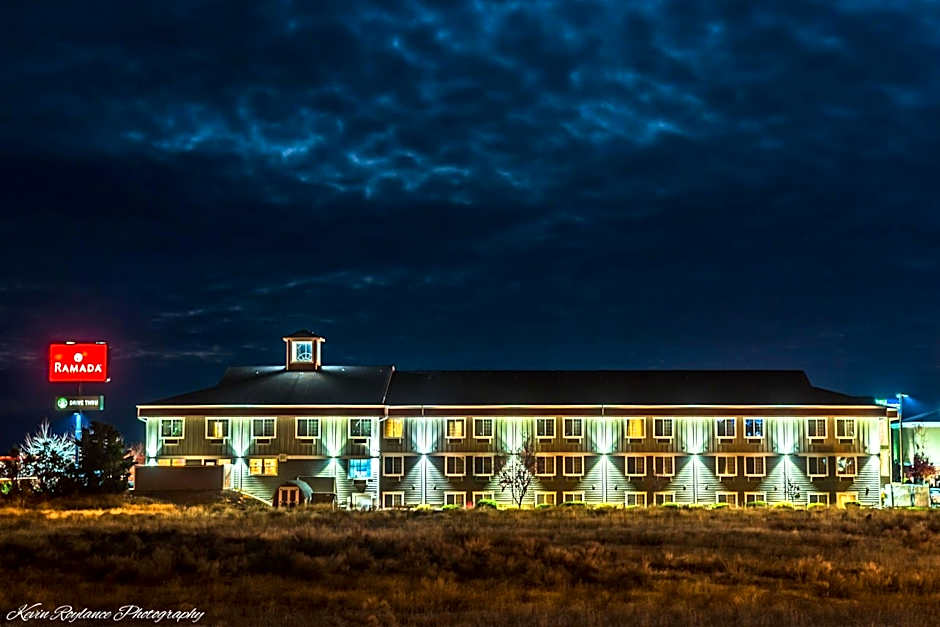 Ramada by Wyndham Moses Lake