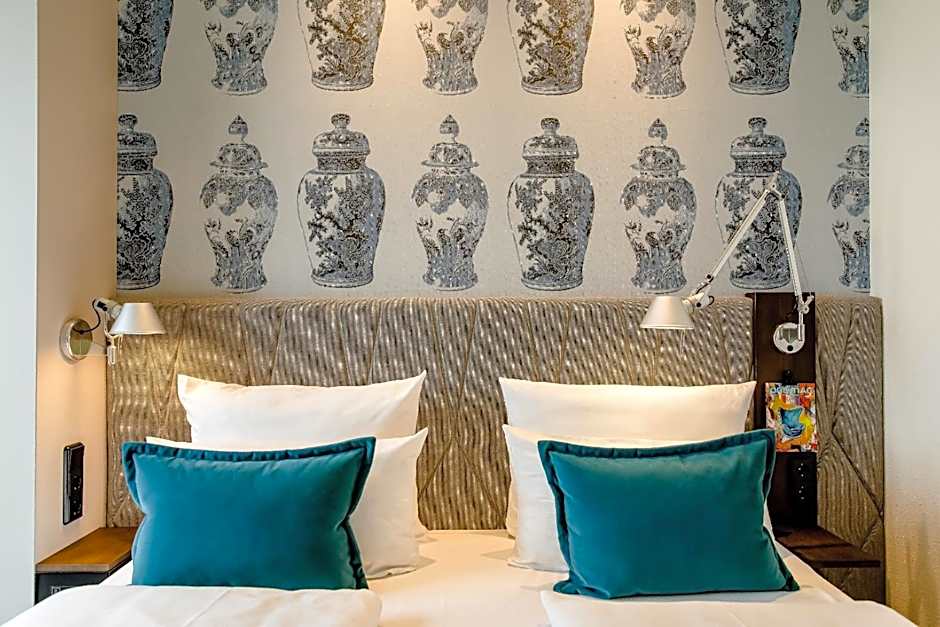 Motel One Dresden am Zwinger