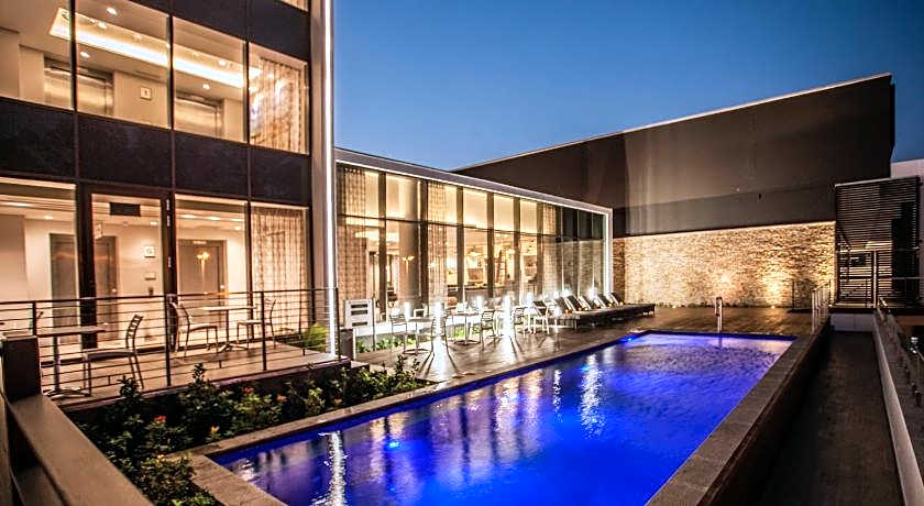 StayEasy Hotel Maputo