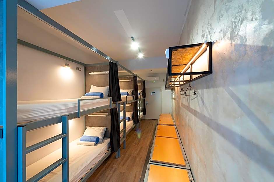 Bedbox Hostel
