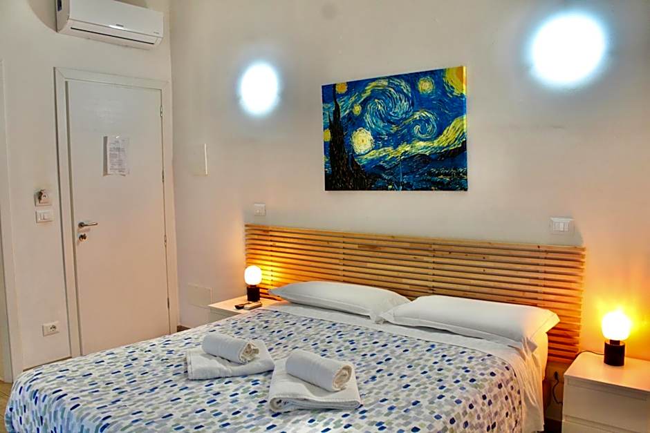 The Green Gate - Airport Guest House