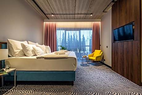 Deluxe Double Room with Balcony