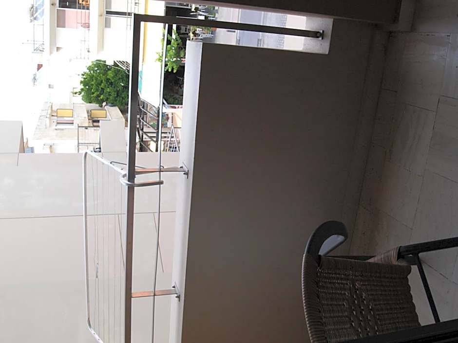 Saint Constantine Hotel