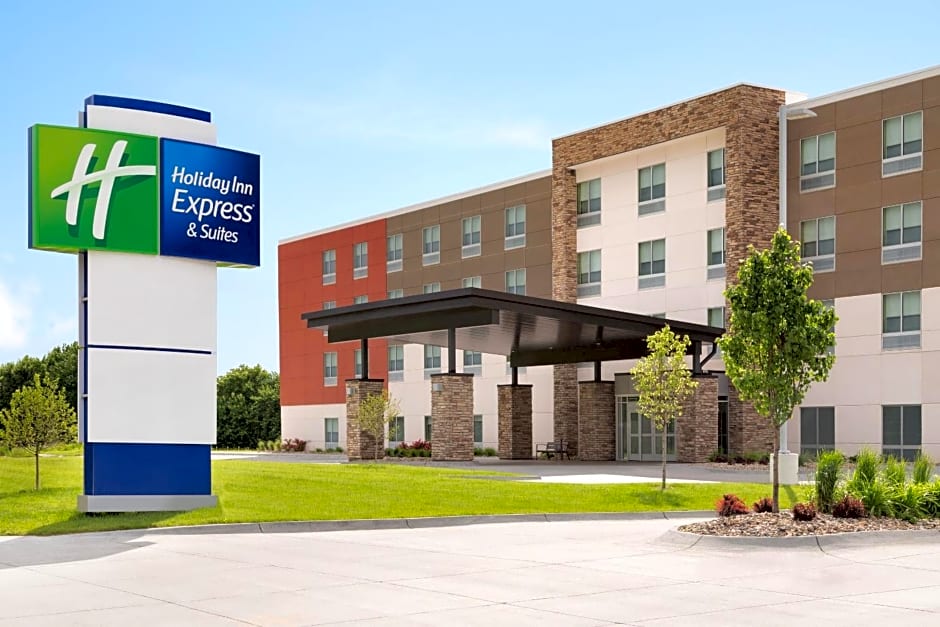 Holiday Inn Express & Suites Brunswick