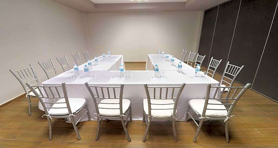 Bluu Hotel Aeropuerto Monclova-Frontera