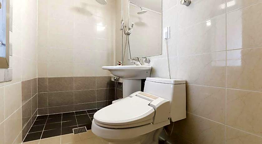 Hotel TopsVille (Korea Quality)