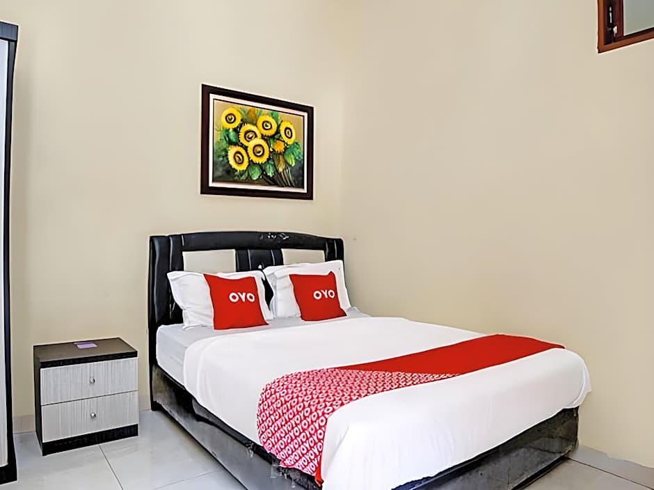 RedDoorz near RS Setiabudi Medan