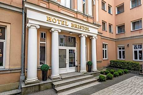 Hotel Bristol