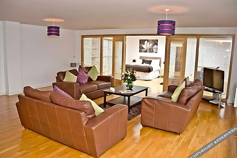 Base Serviced Apartments - Duke Street