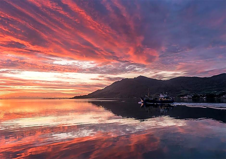 The Whistledown Hotel