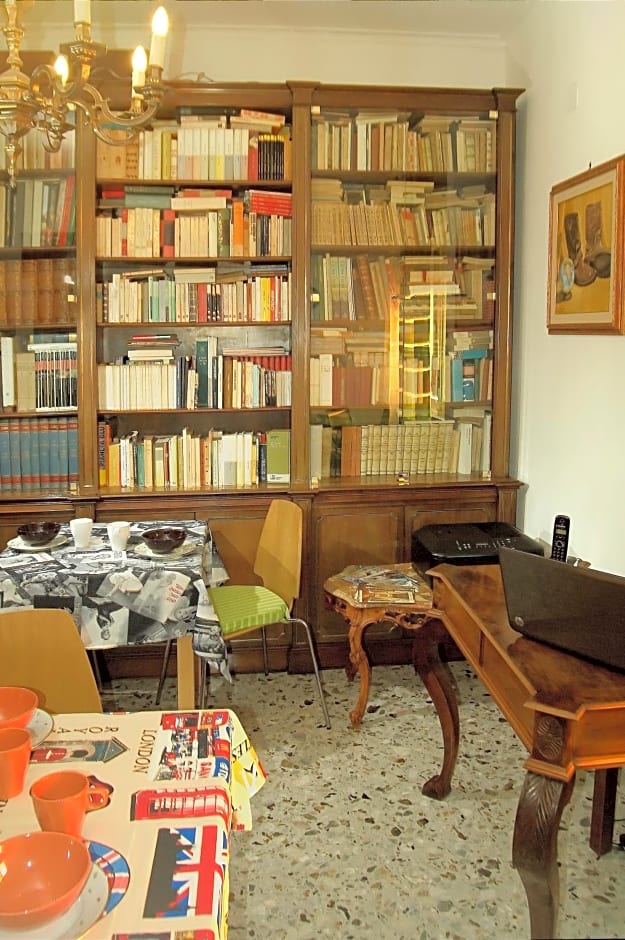 B&B Bibliotechina
