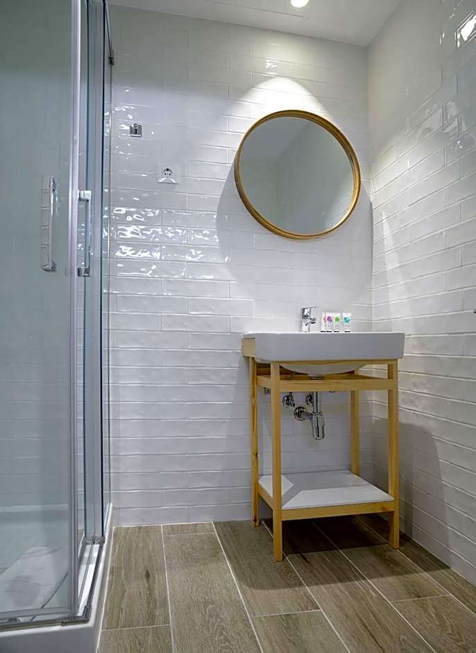 nQn Aparts & Suites Madrid