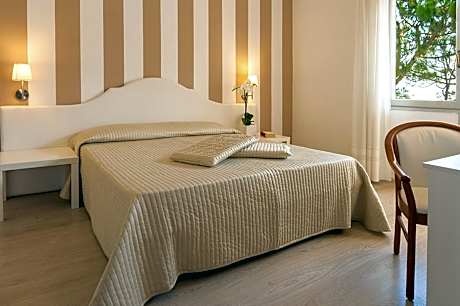 Economy Double or Twin Room