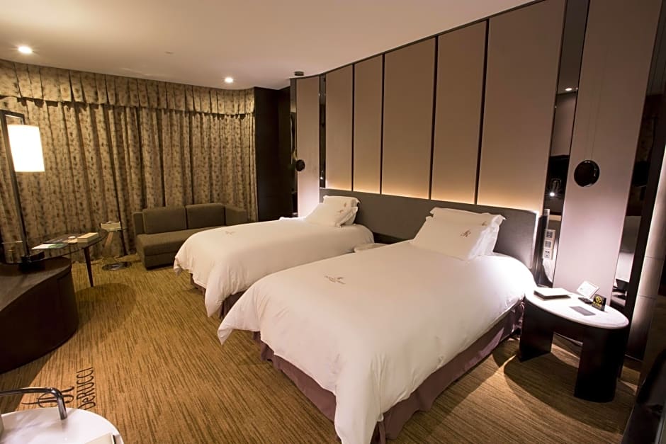 Dongguan  DeRucci Hotel