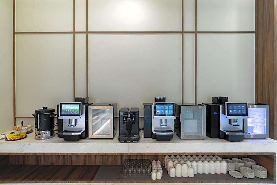 Bella Nara Phuket Naiyang Beach