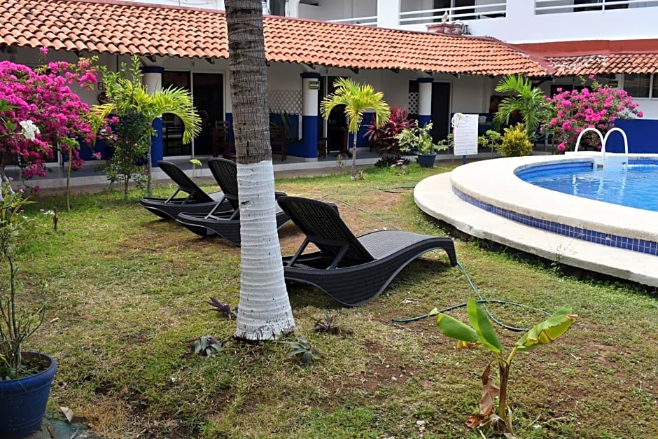 Hotel Plaza Almendros