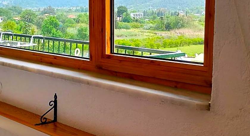 Swiss Eviniz Hotel