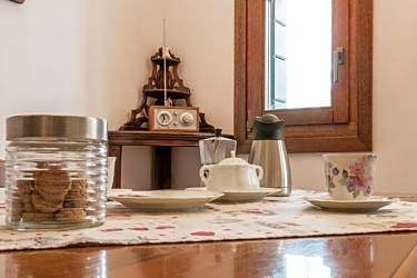 Vivaldi Apartment