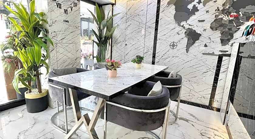 Taksim Larissa hotel suites