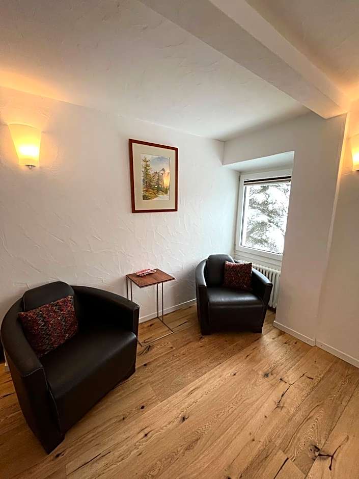 Waldhotel Fletschhorn Panoramic Retreat in Saas Fee