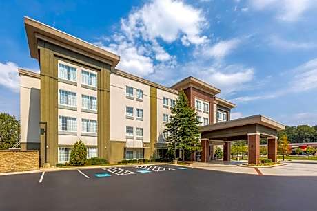 La Quinta Inn & Suites by Wyndham Chattanooga - Lookout Mtn