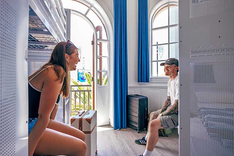 Maze Backpackers - Gold Coast