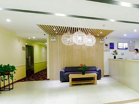 Home Inn (Guangzhou Shangxiajiu Changshou Road Metro Station Hualin Yuqicheng Branch)